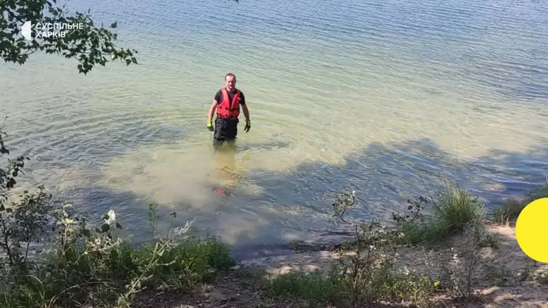 Трагічні випадки на воді: у Безлюдівці під Харковом дістали тіло чоловіка Трагічні випадки на воді: у Безлюдівці під Харковом дістали тіло чоловіка